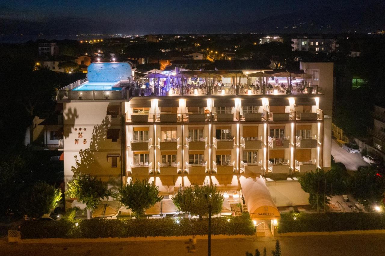 Hotel Nuova Sabrina Marina di Pietrasanta Ngoại thất bức ảnh