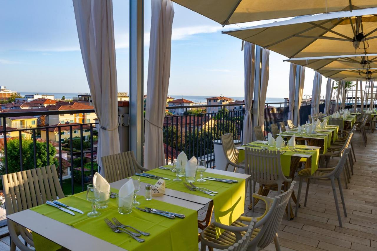Hotel Nuova Sabrina Marina di Pietrasanta Ngoại thất bức ảnh