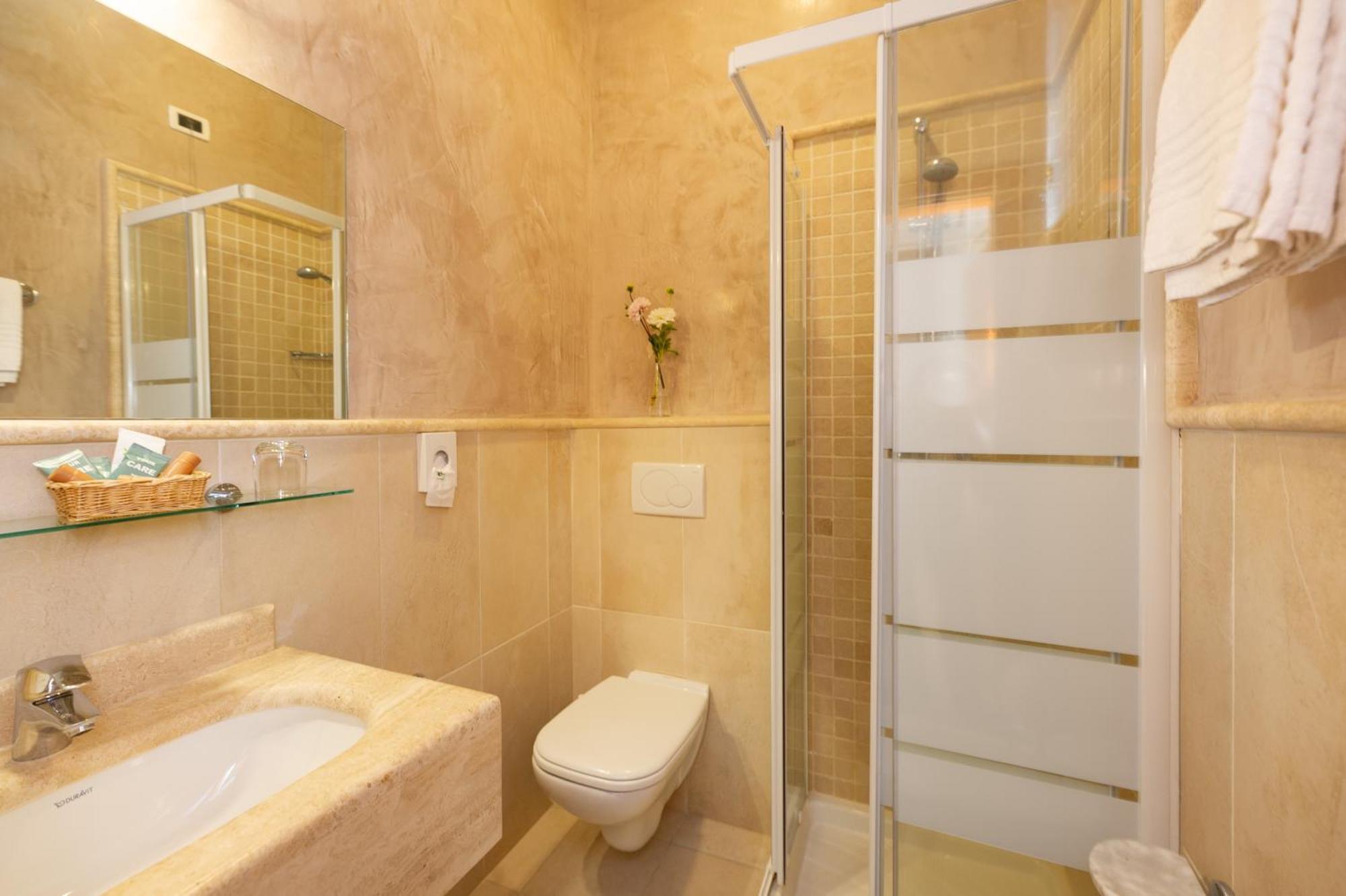Hotel Nuova Sabrina Marina di Pietrasanta Ngoại thất bức ảnh