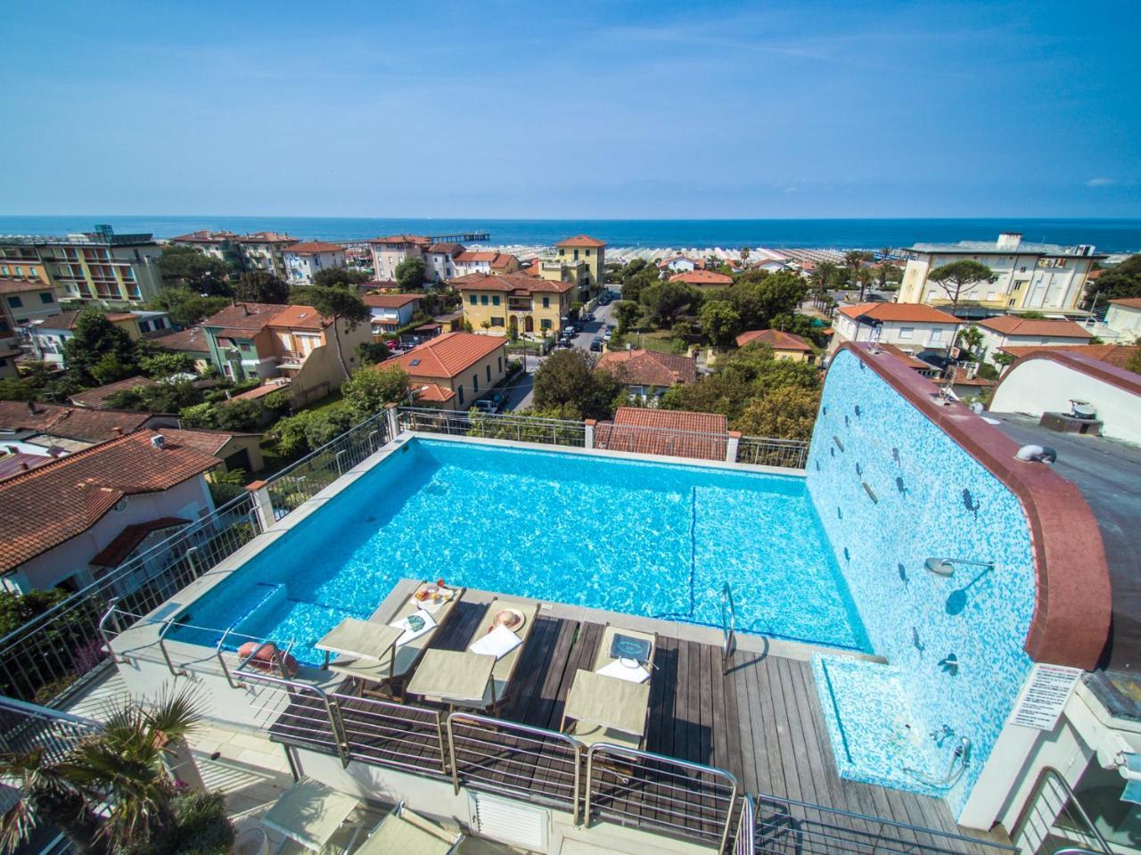 Hotel Nuova Sabrina Marina di Pietrasanta Ngoại thất bức ảnh